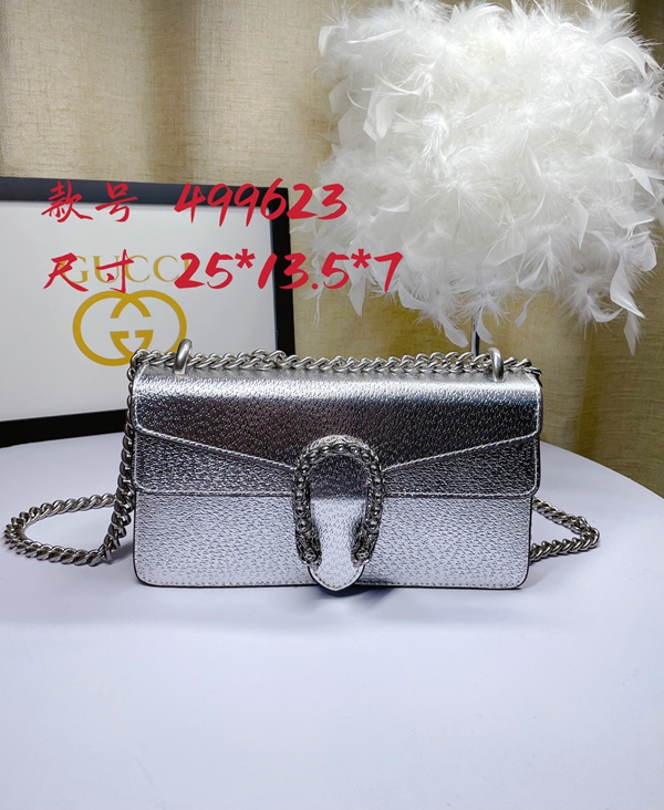 激安グッチバッグコピー正面デザイン